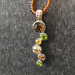 Lis Sophia green and brown stones necklace